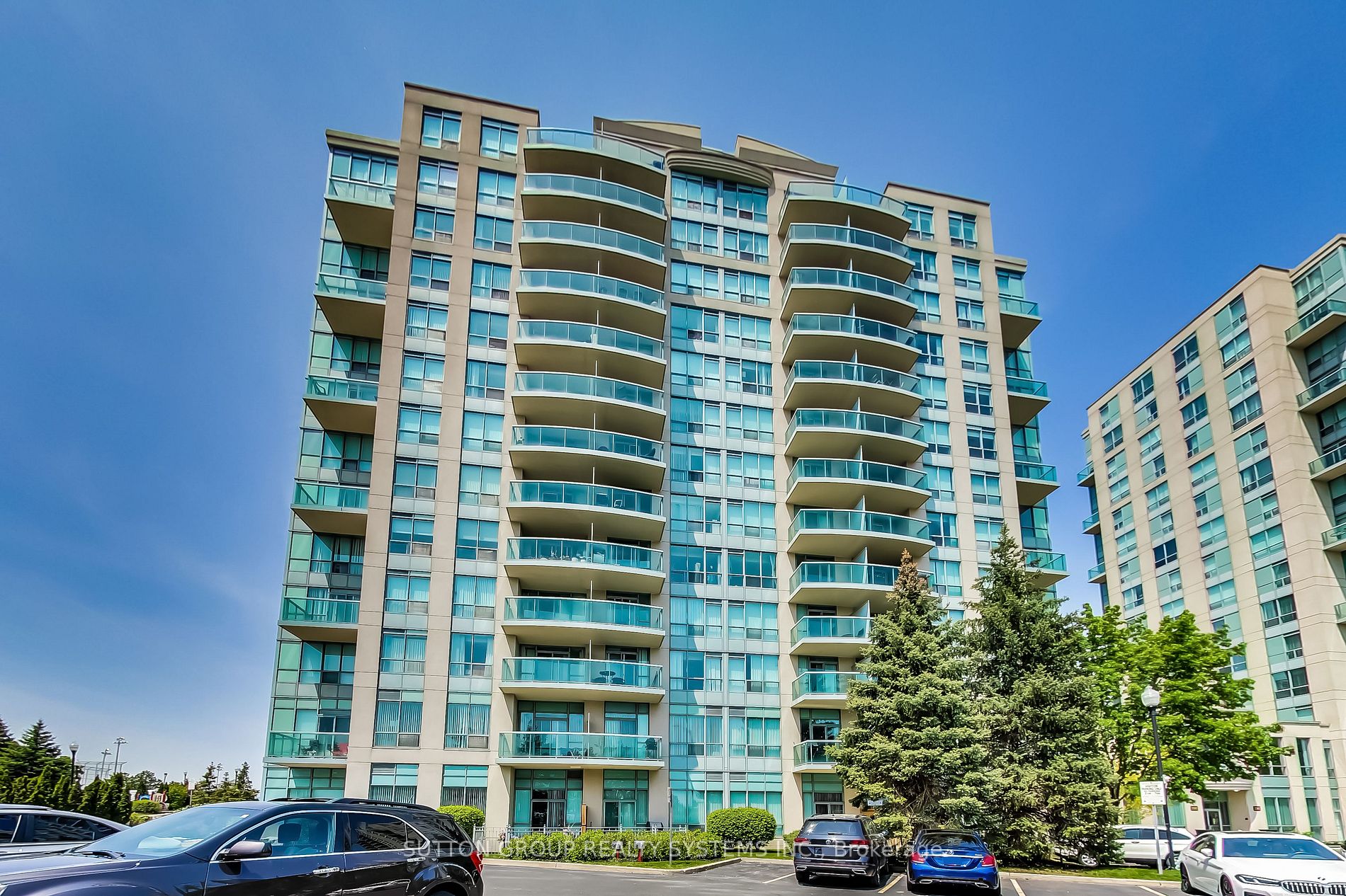 2585 Erin Centre Blvd, #1105