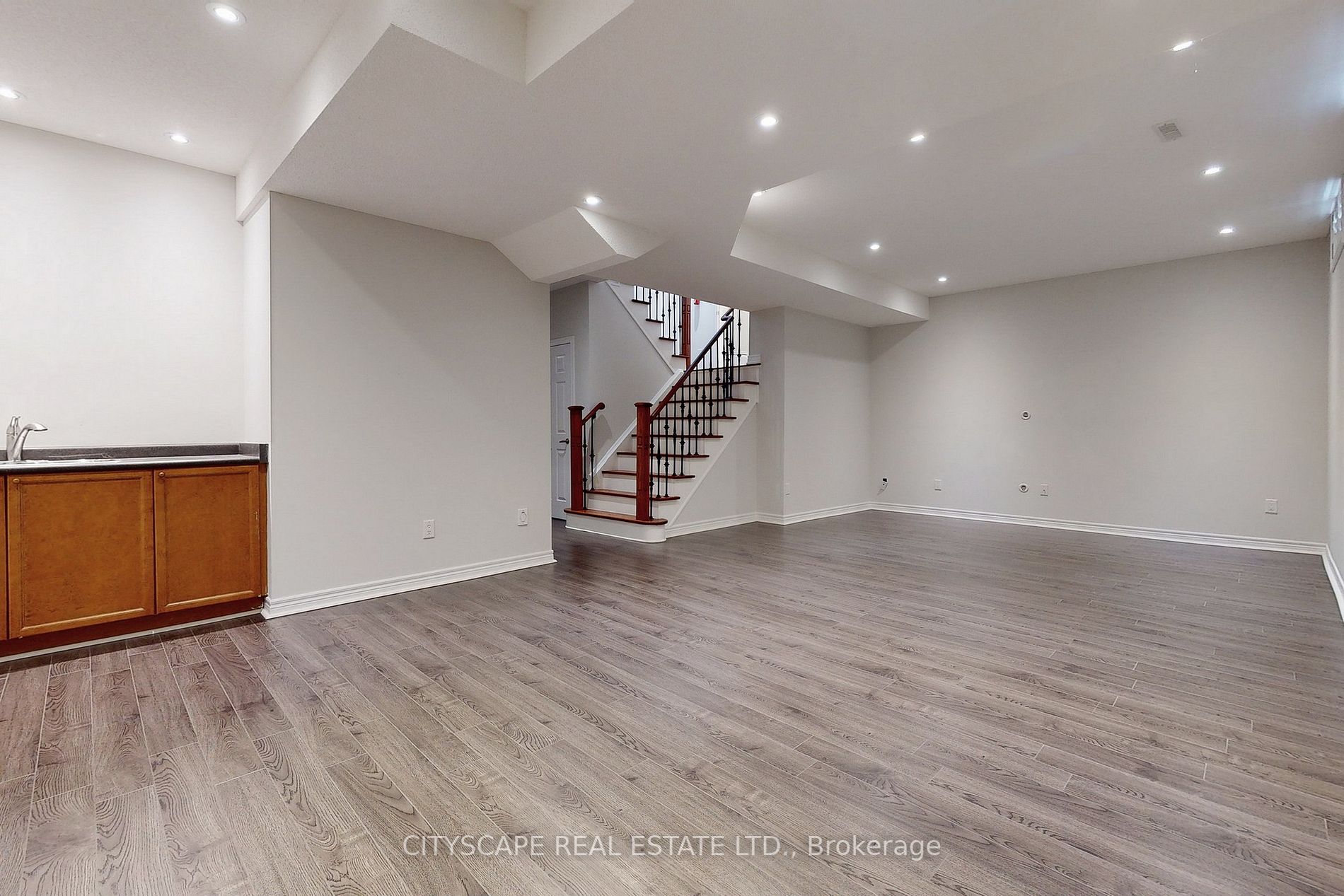 Listing W6041832 - Large Photo # 30