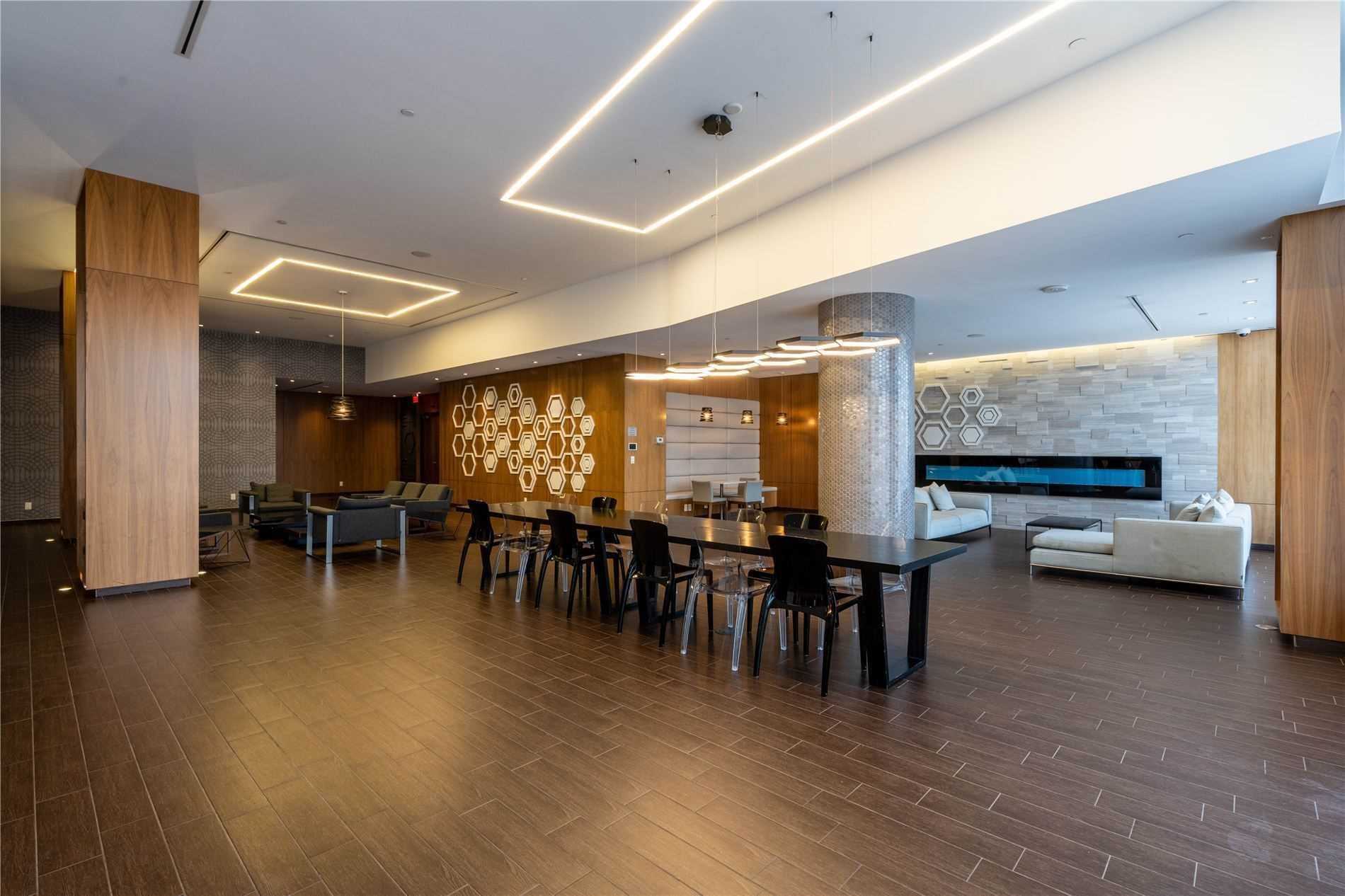 36 Park Lawn Road, #3707
