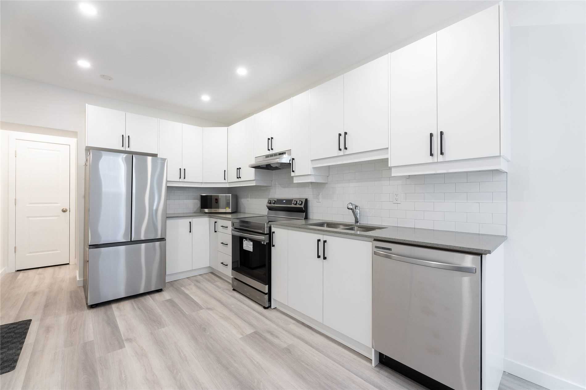 1744 Wilson Avenue, #11