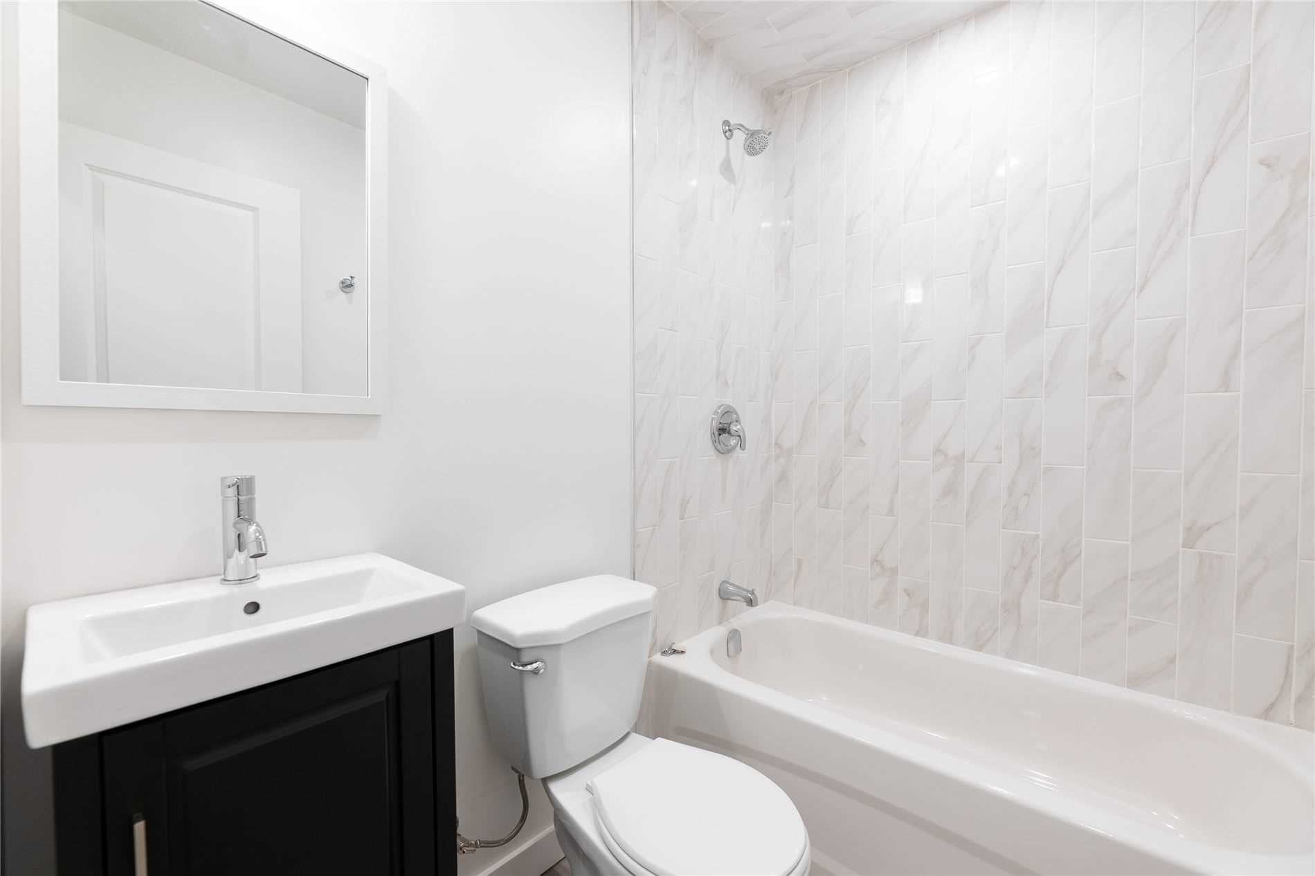 1744 Wilson Avenue, #11