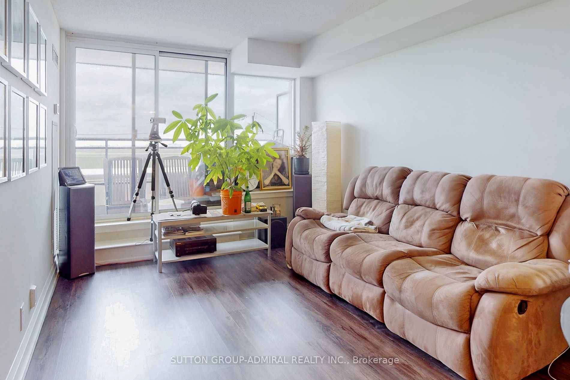 Listing W6042052 - Large Photo # 4