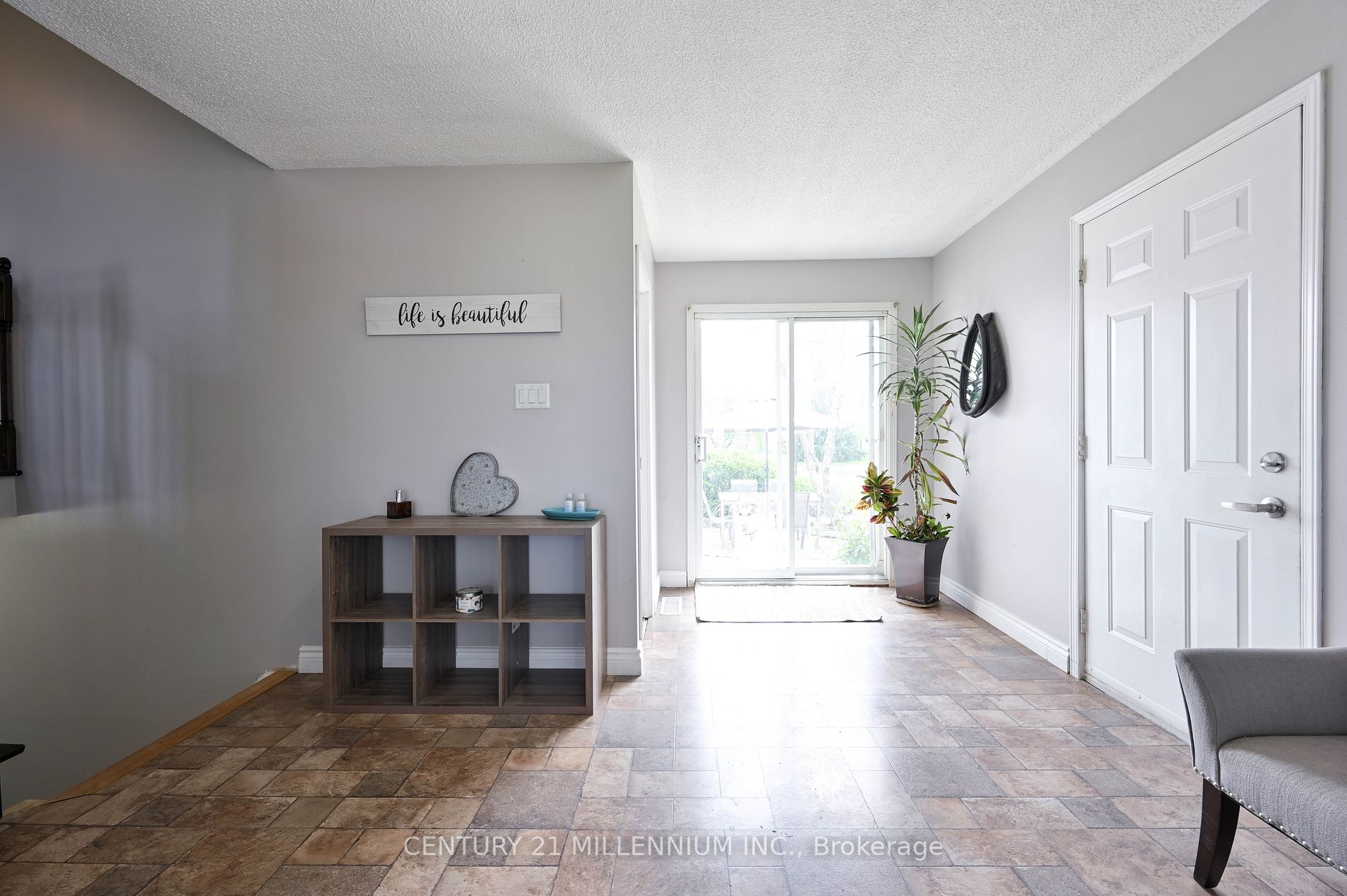 Listing W6042152 - Large Photo # 7