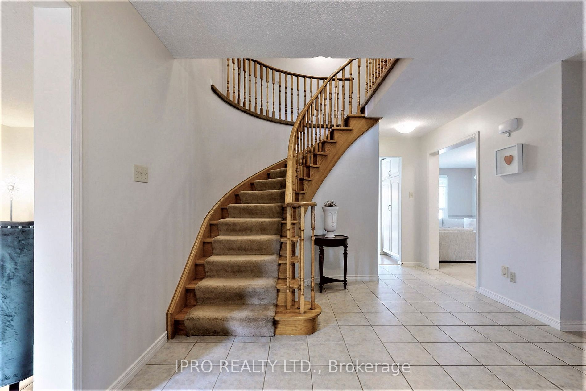 Listing W6042160 - Large Photo # 19