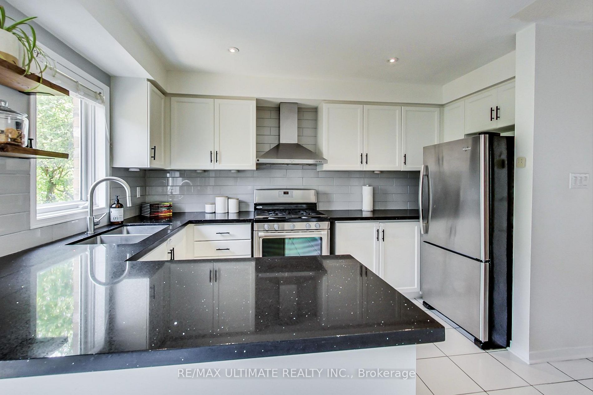 Listing W6042480 - Large Photo # 13