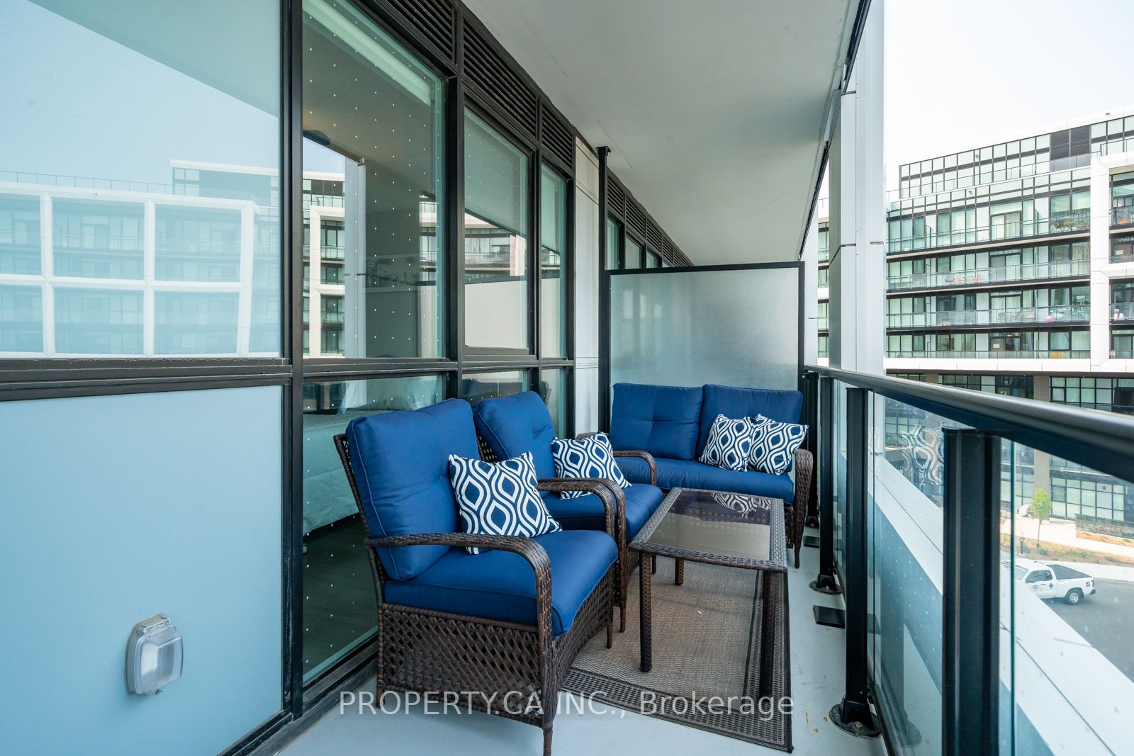 50 George Butchart Dr, #411