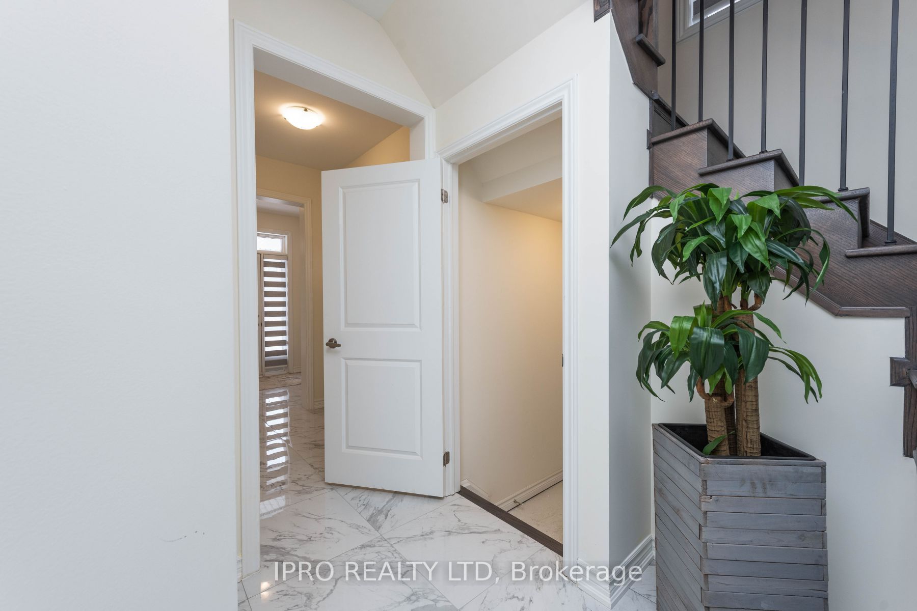Listing W6042928 - Large Photo # 31