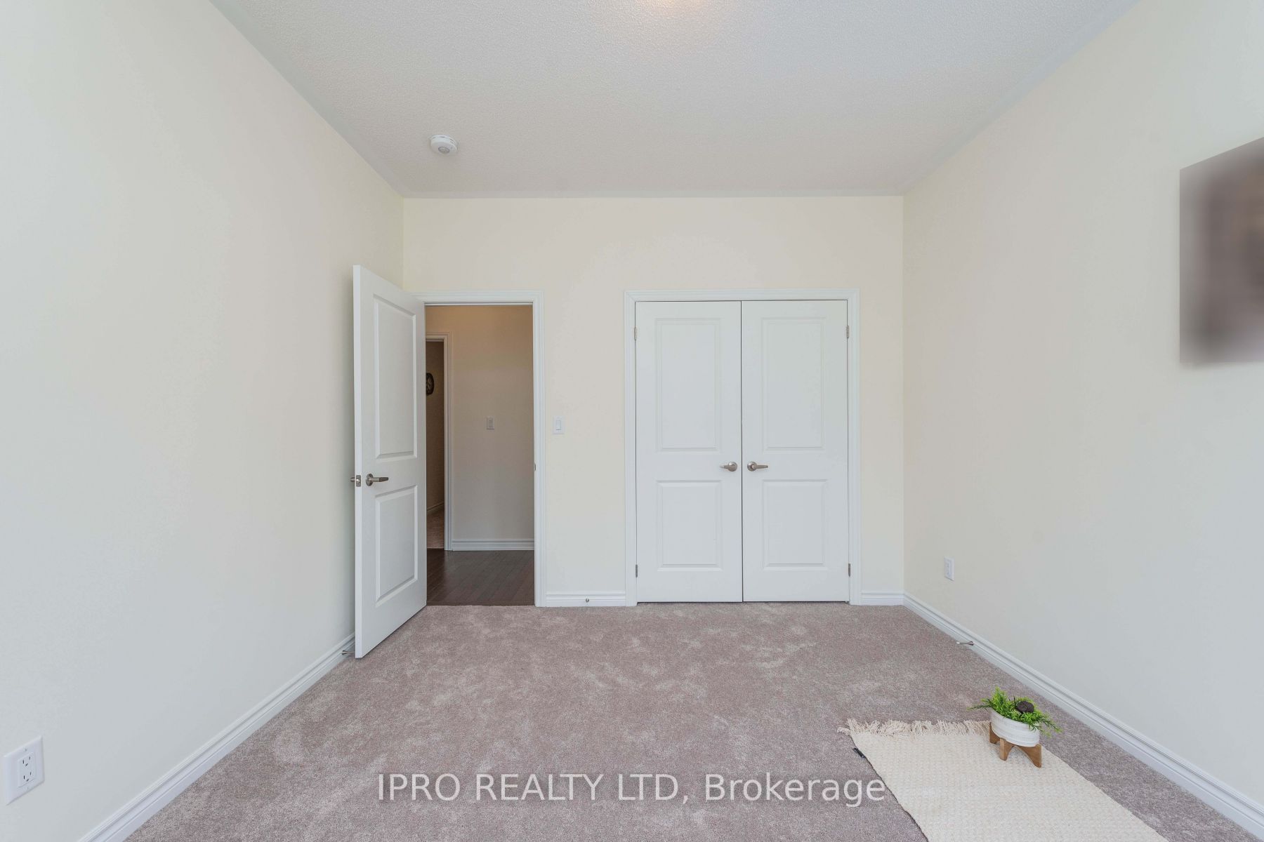 Listing W6042928 - Large Photo # 19