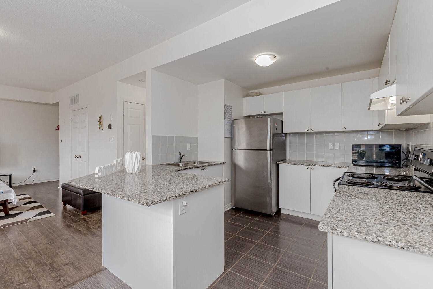 180 Howden Blvd, #10