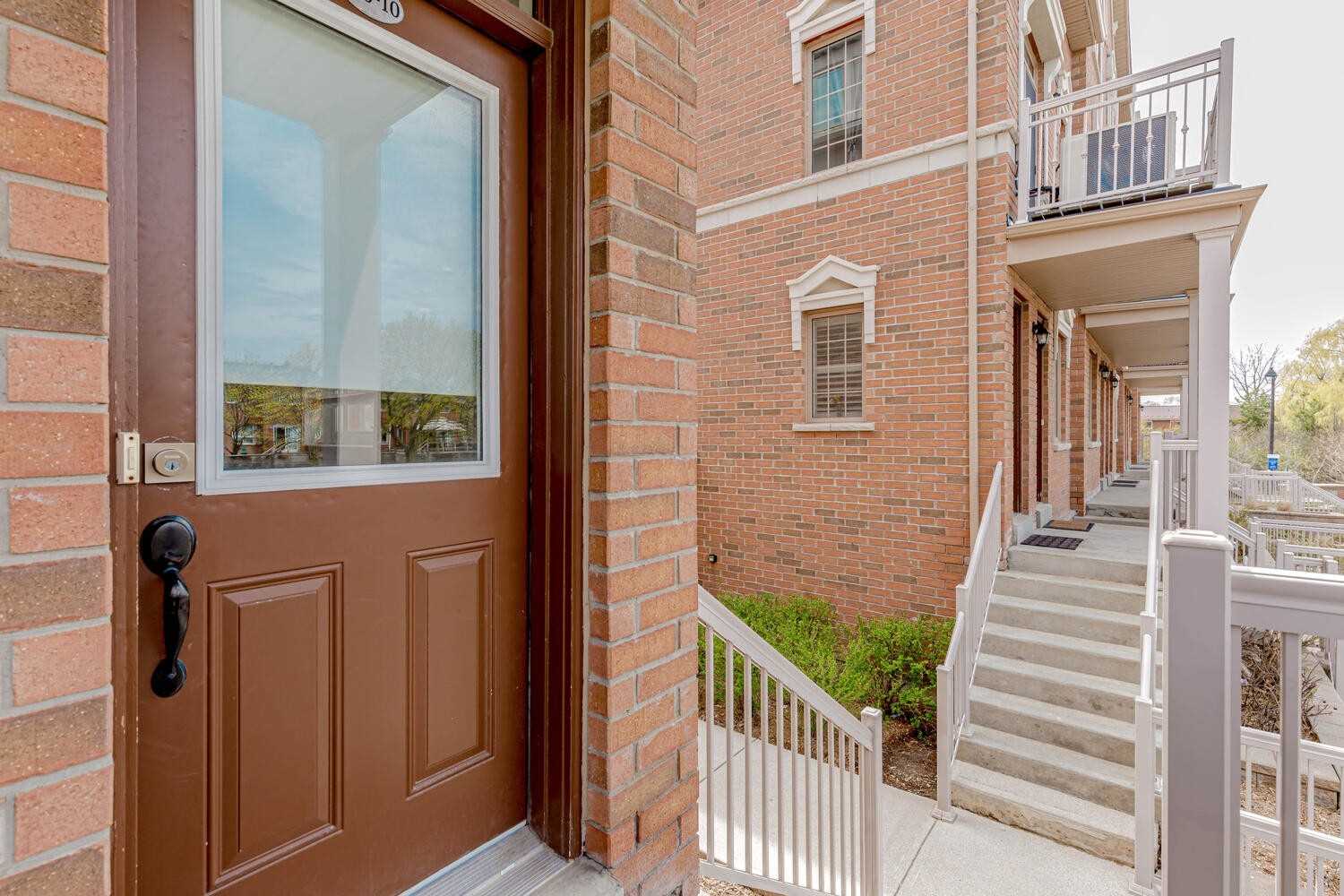 180 Howden Blvd, #10