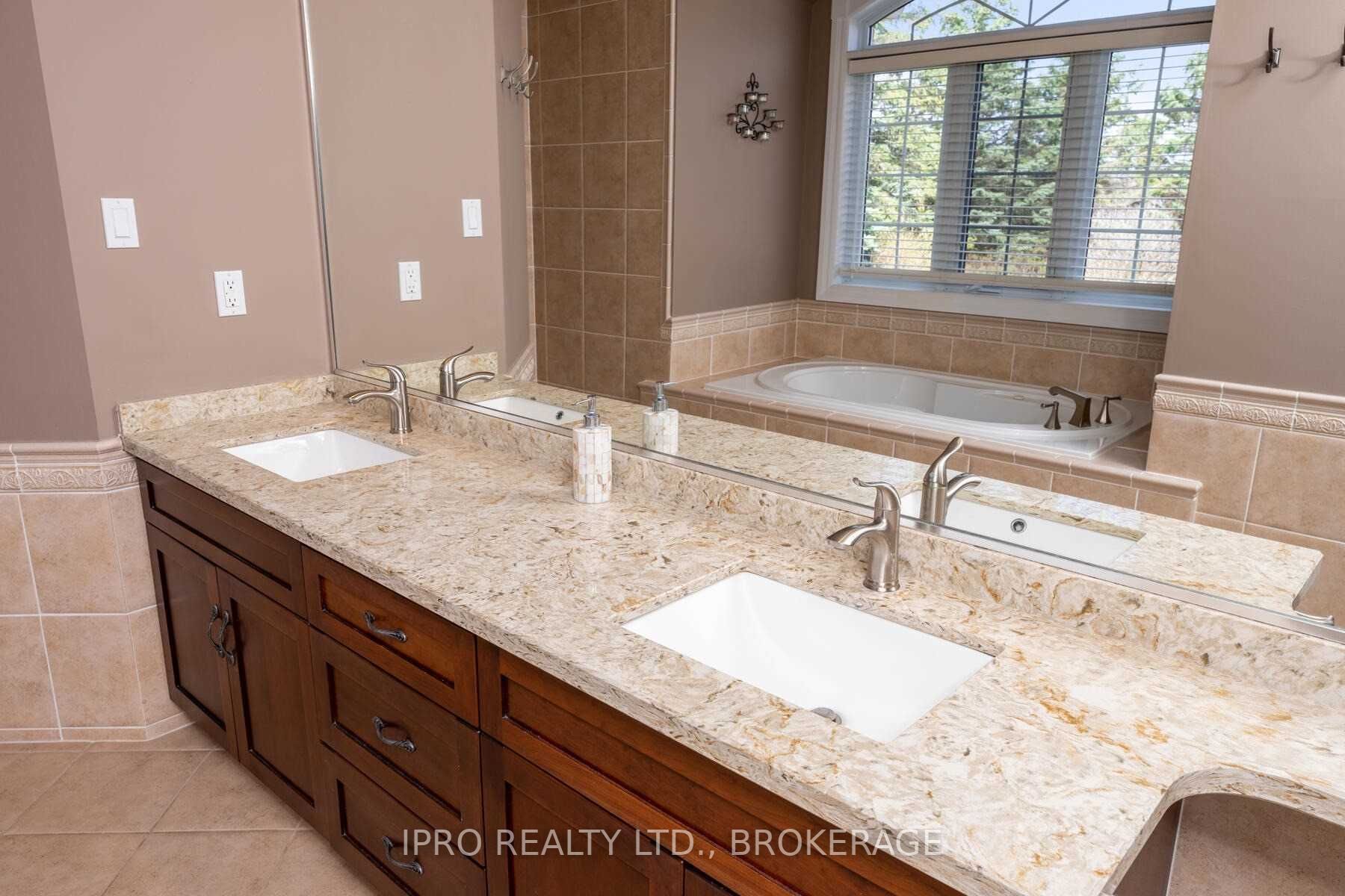 Listing W6043287 - Large Photo # 25