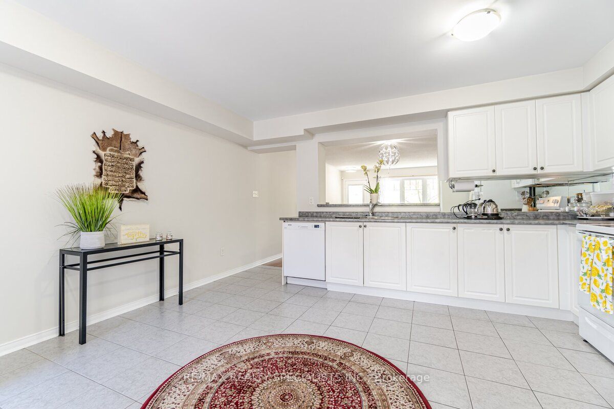 Listing W6043320 - Large Photo # 17
