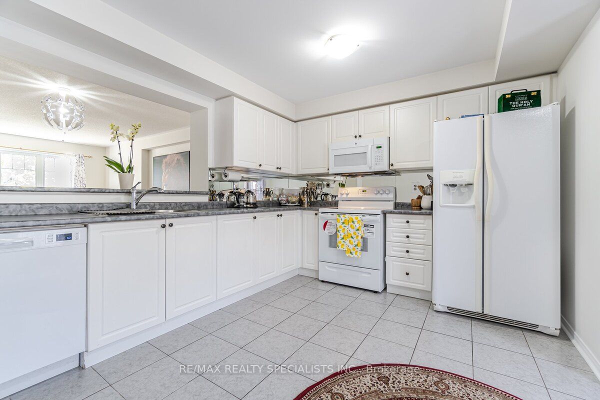 Listing W6043320 - Large Photo # 14
