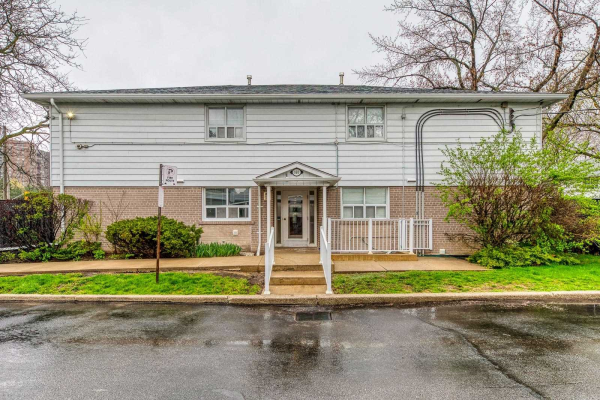 160 Carsbrooke Rd