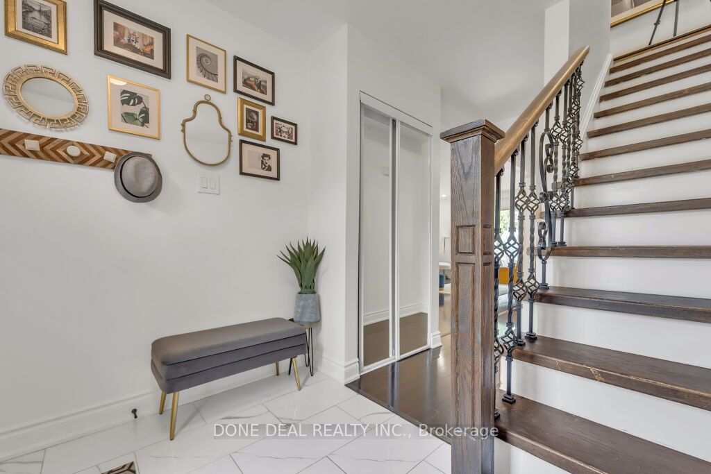 242 Fleetwood Cres, #138