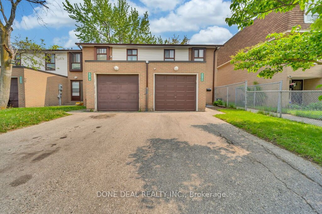 242 Fleetwood Cres, #138