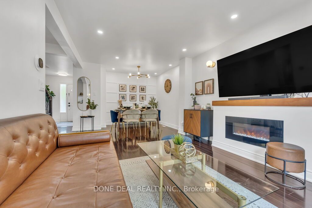 242 Fleetwood Cres, #138