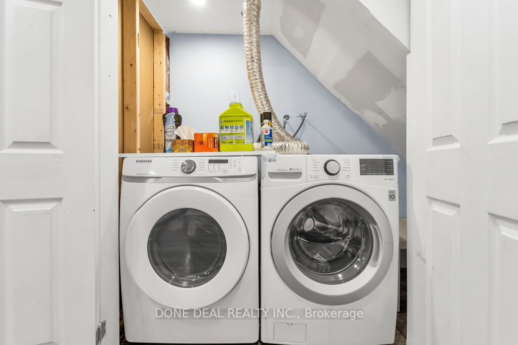 242 Fleetwood Cres, #138