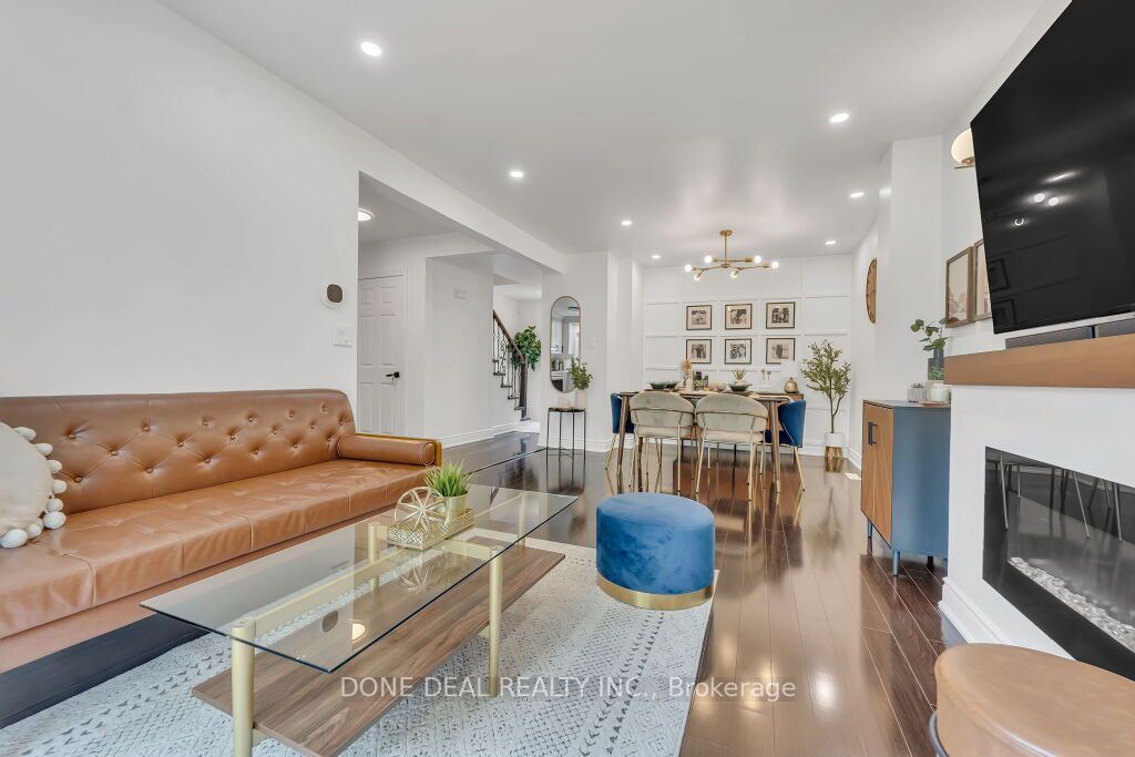 242 Fleetwood Cres, #138
