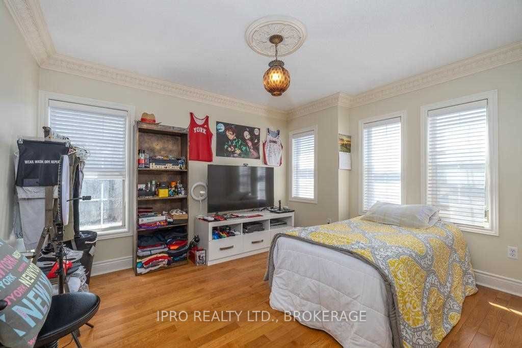 Listing W6043569 - Large Photo # 27