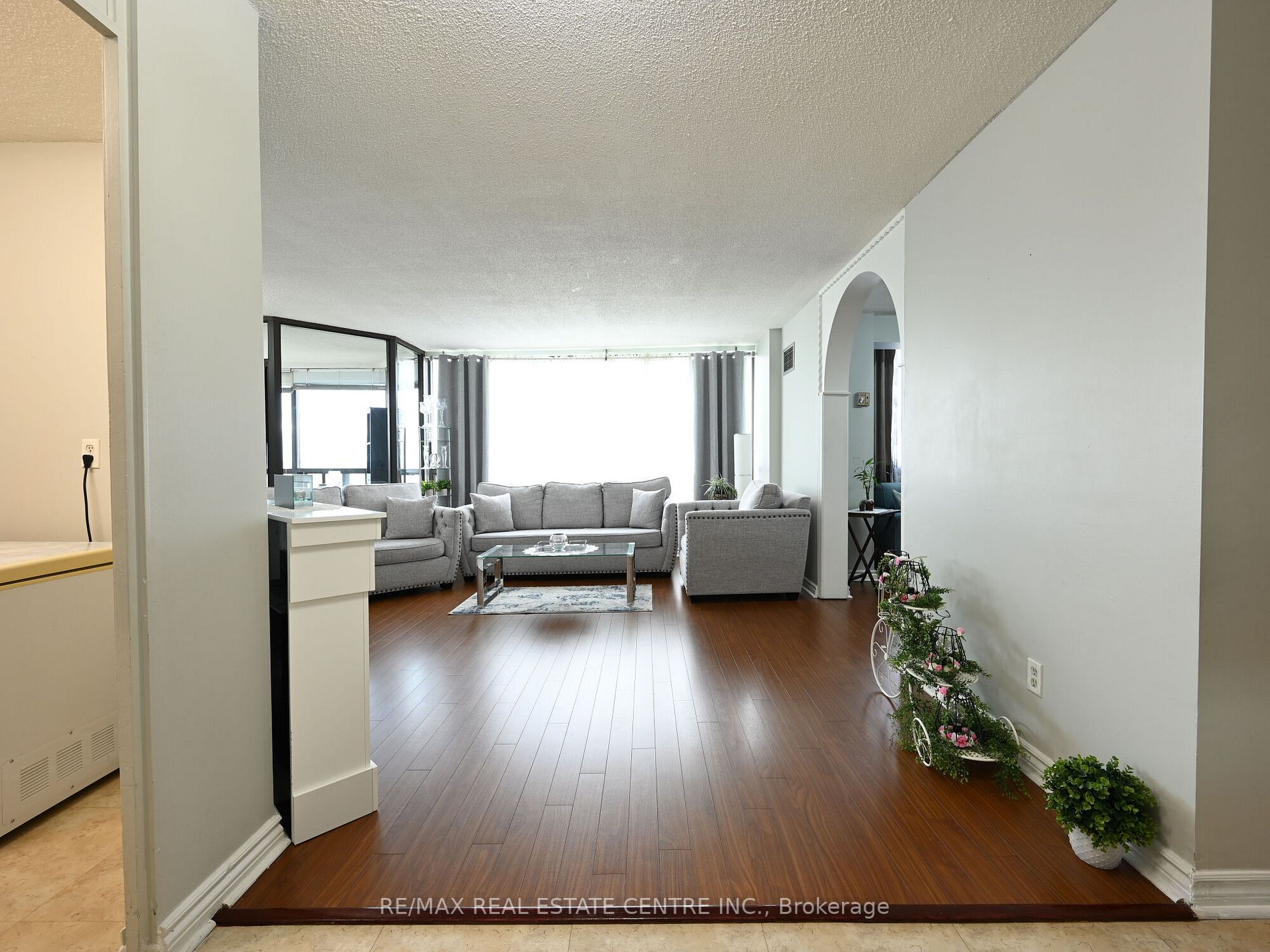 Listing W6043648 - Large Photo # 8