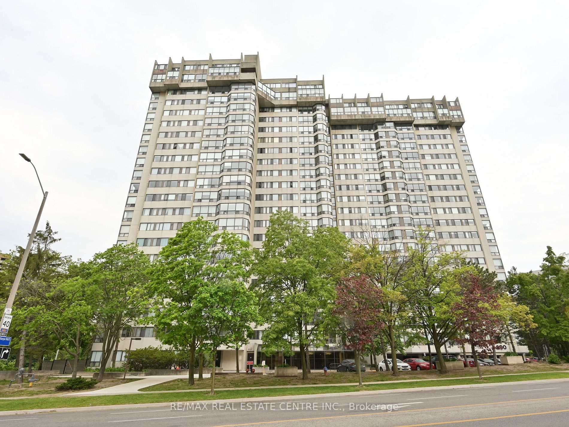 Listing W6043648 - Large Photo # 2