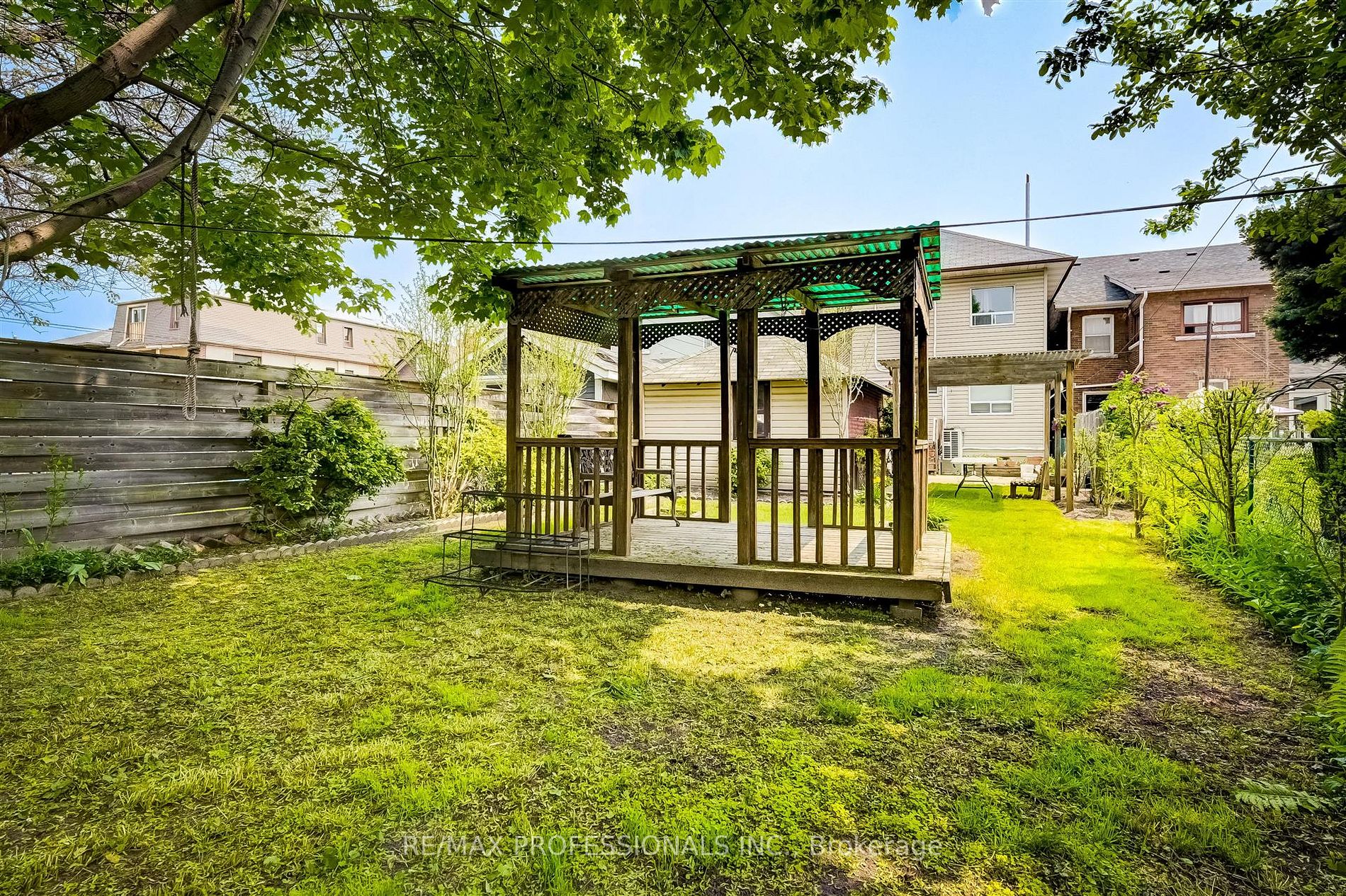 636 Runnymede Road