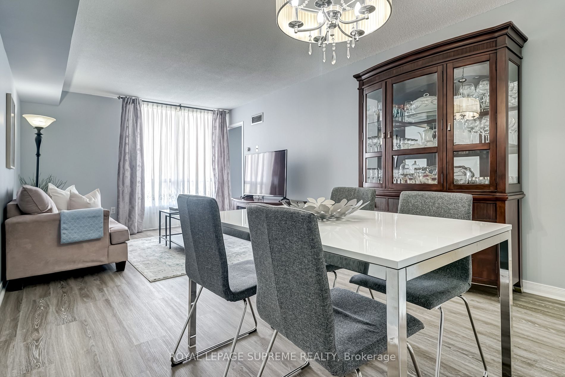 Listing W6043880 - Large Photo # 13