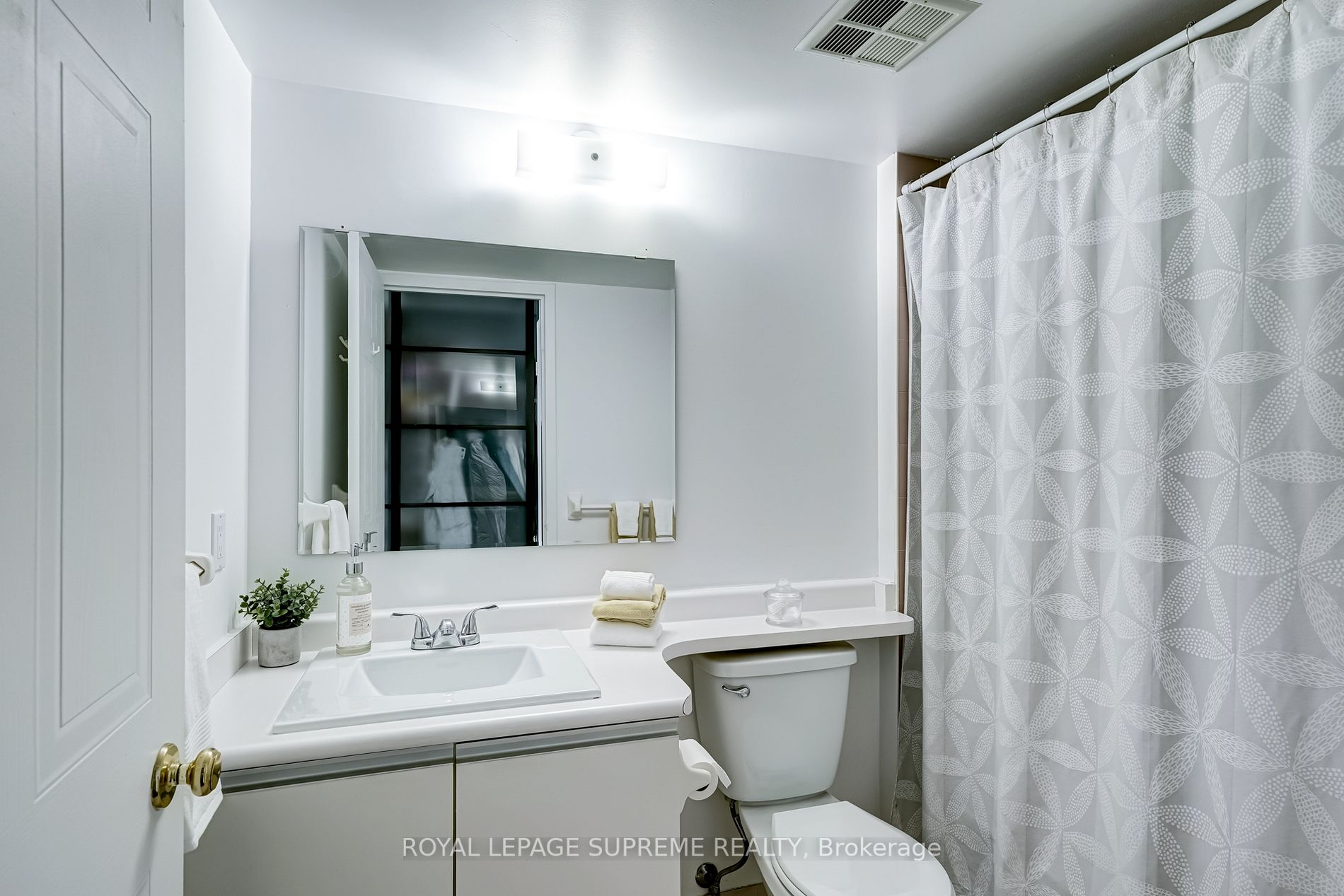 Listing W6043880 - Large Photo # 32