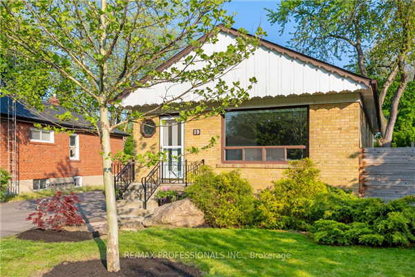 19 Cedarcrest Dr
