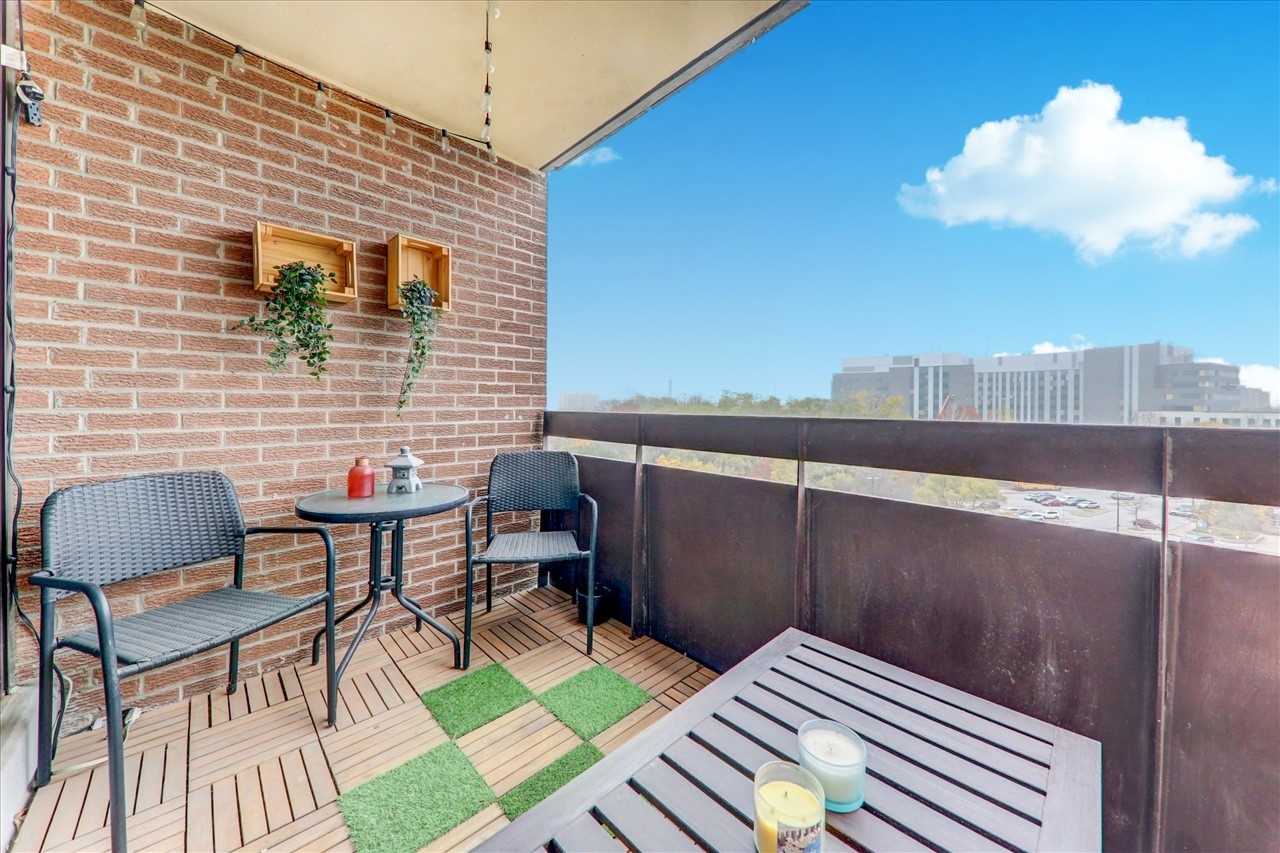 Listing W6043933 - Large Photo # 15