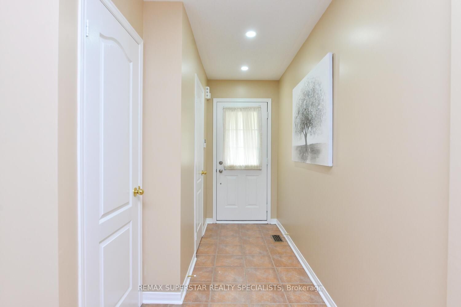 Listing W6043940 - Large Photo # 5