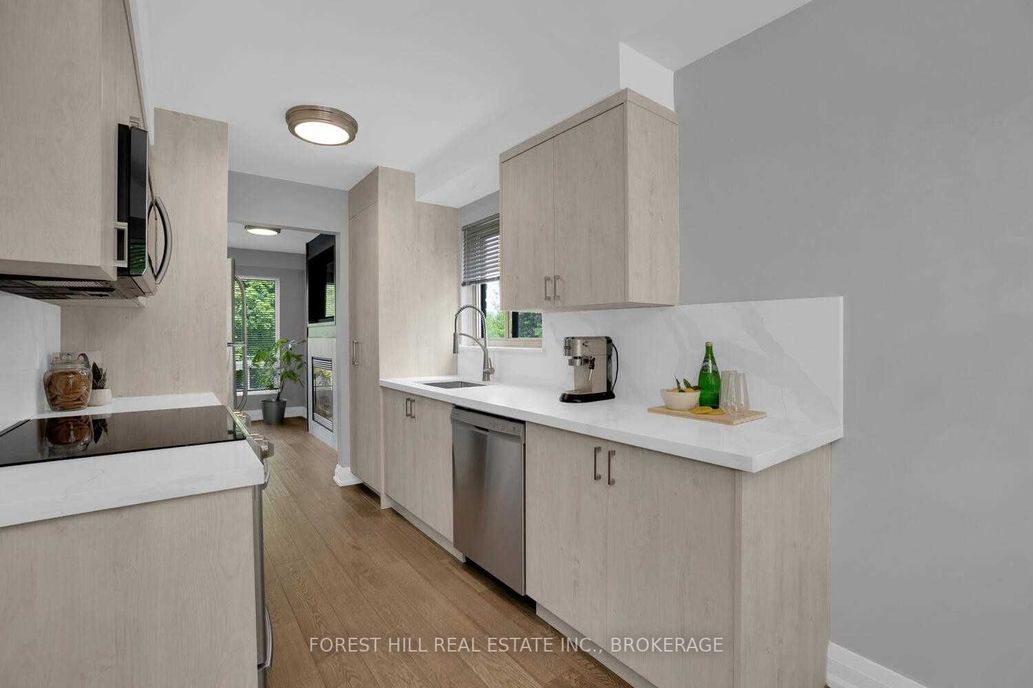 Listing W6044045 - Large Photo # 3