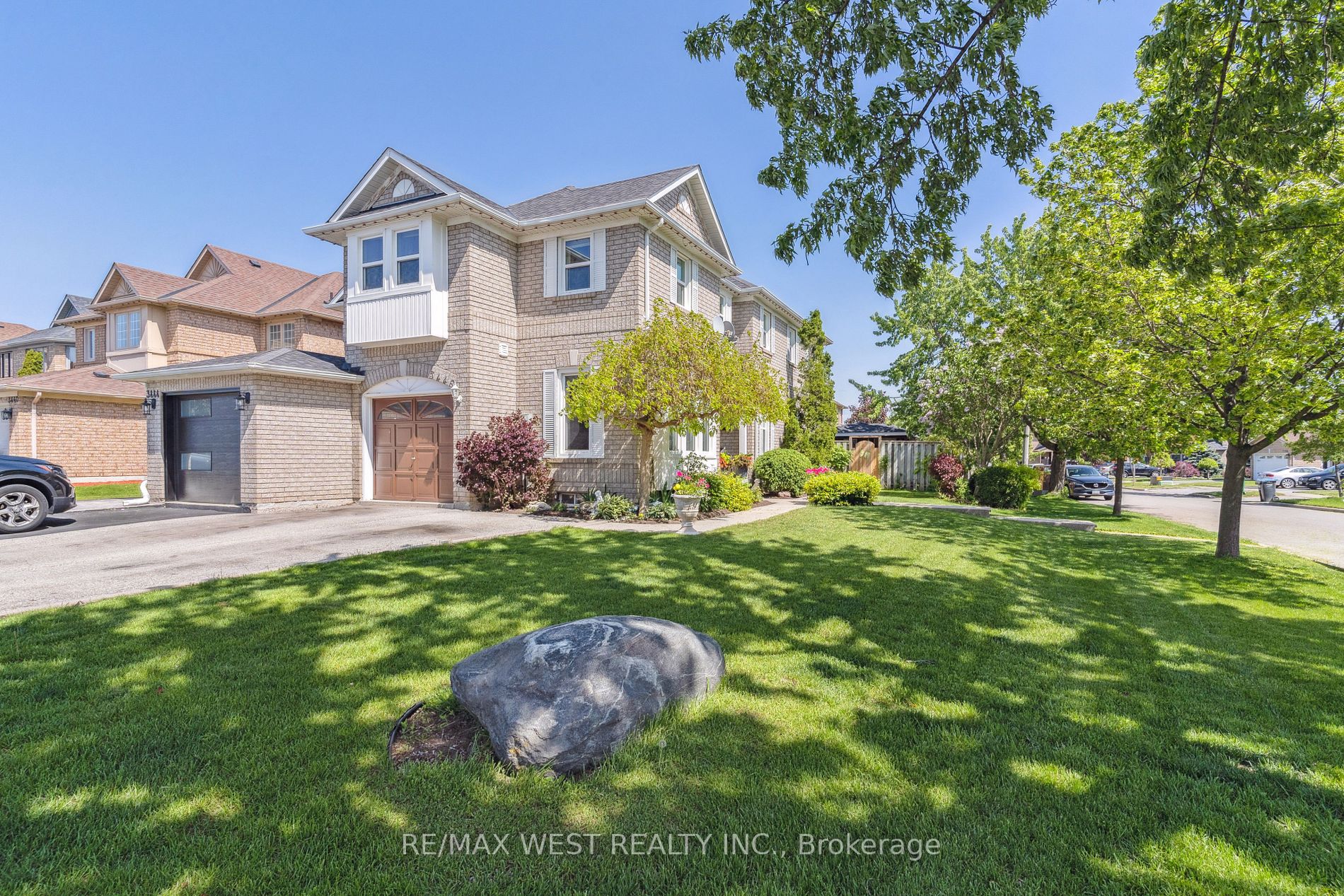 Listing W6044212 - Large Photo # 2