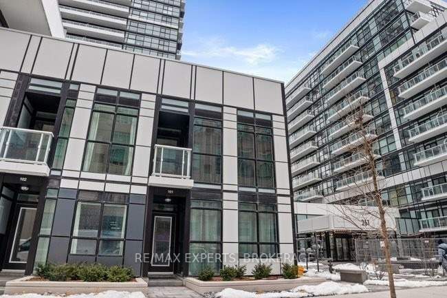 251 Manitoba St, #101