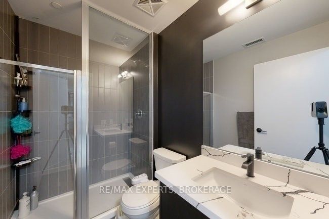 251 Manitoba St, #101