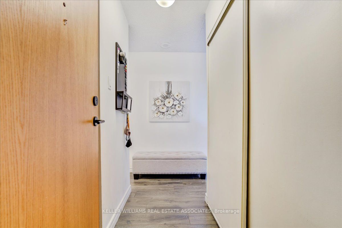 Listing W6044264 - Large Photo # 4