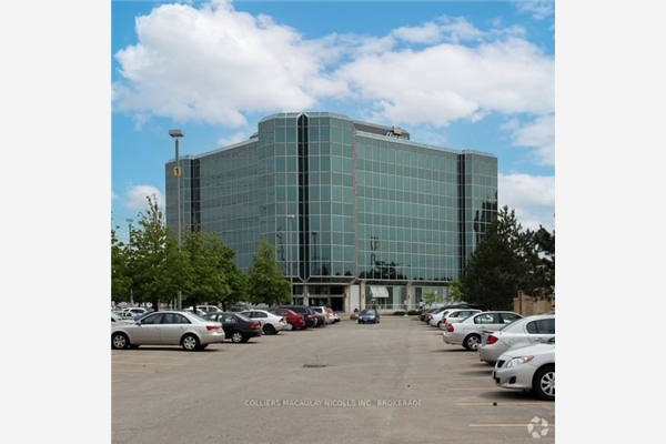 135 Queens Plate Dr, Toronto
