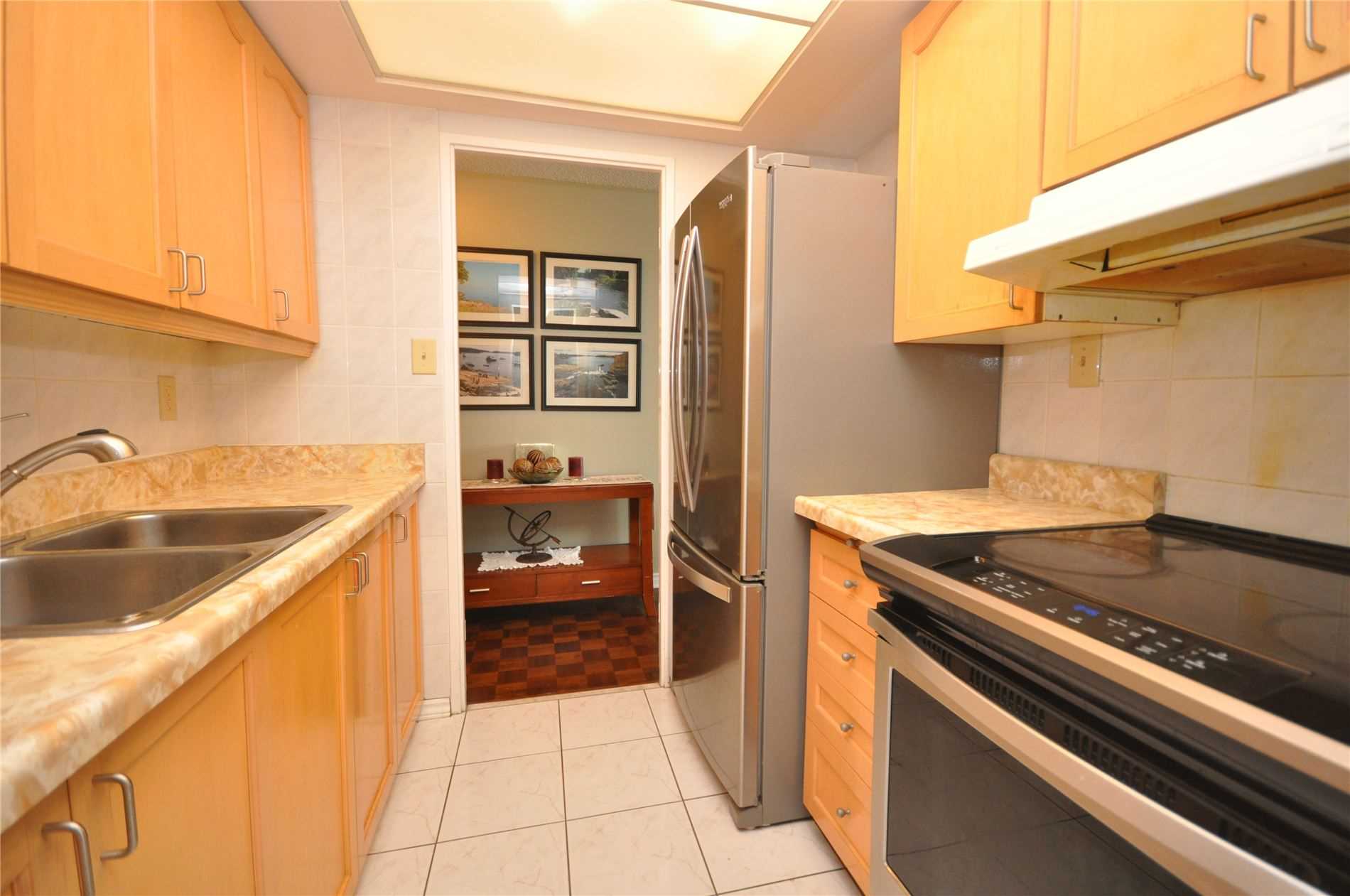 Listing W6044367 - Large Photo # 2