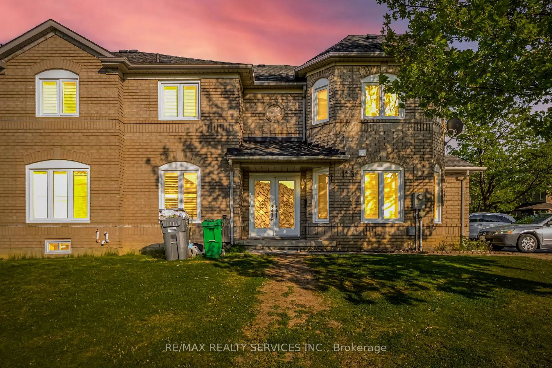 Listing W6044648 - Large Photo # 2