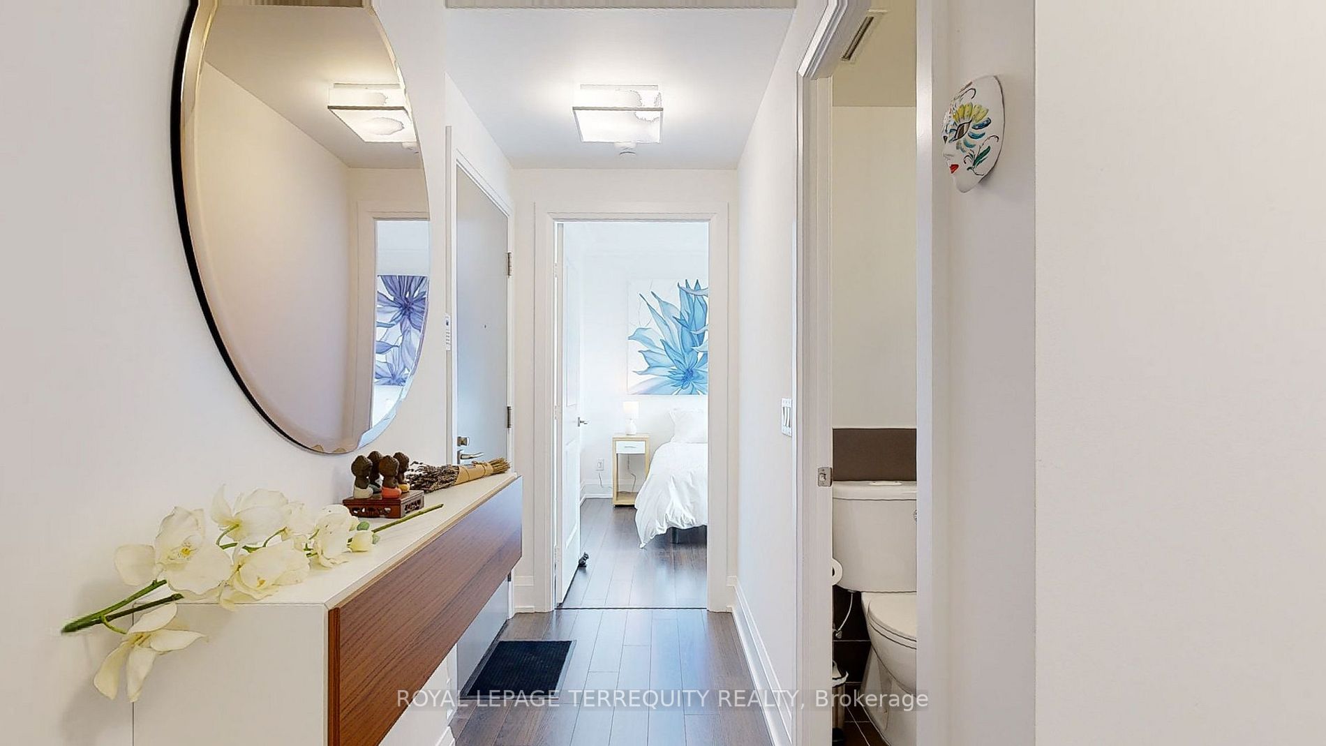 Listing W6044732 - Large Photo # 2