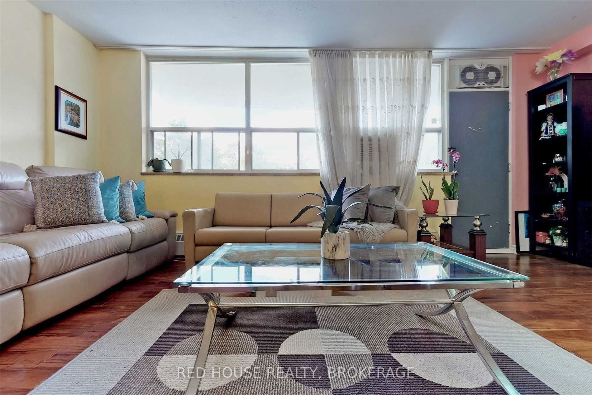 Listing W6044737 - Large Photo # 10