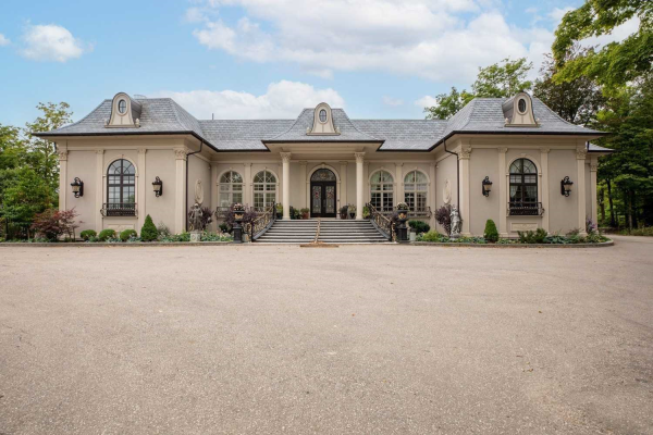 5312 Trafalgar Rd, Milton