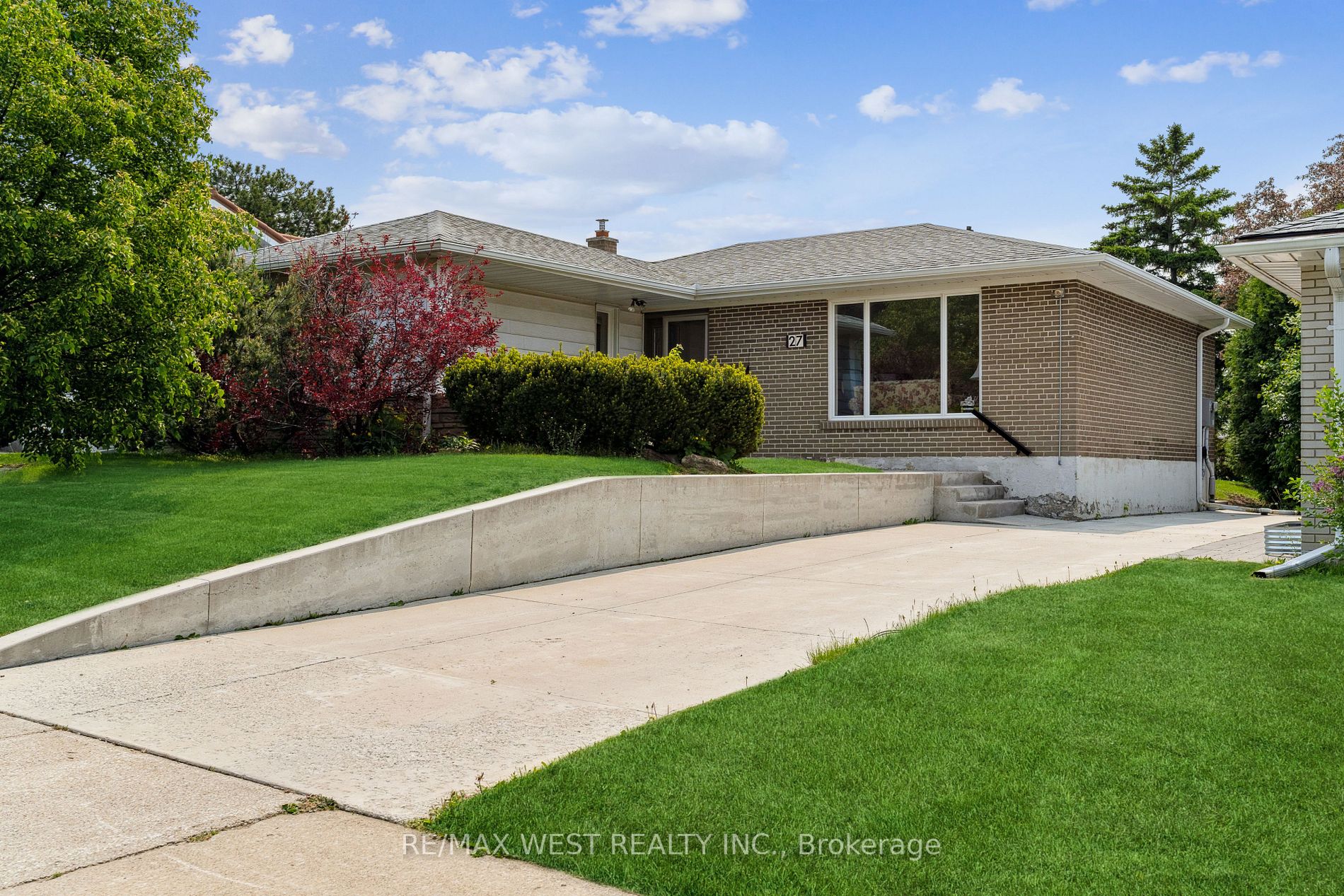 Listing W6044876 - Large Photo # 1