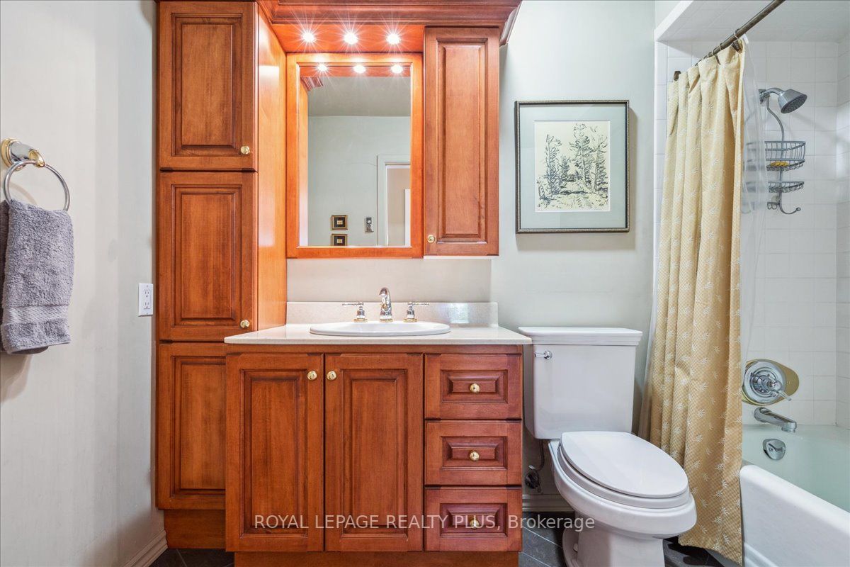 Listing W6044952 - Large Photo # 20