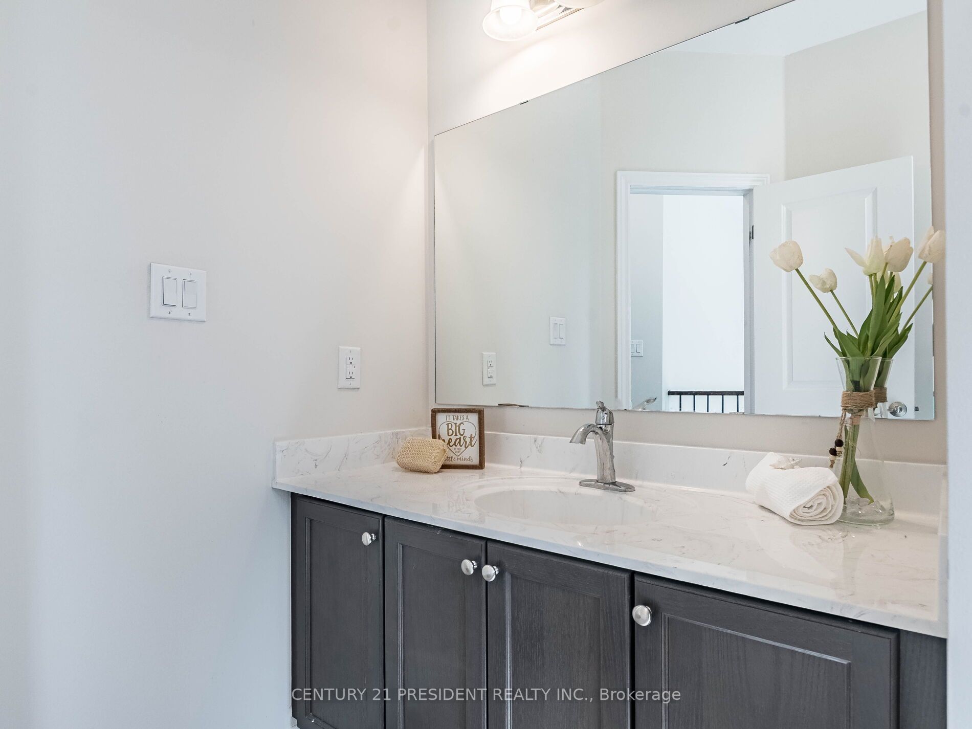 Listing W6044960 - Large Photo # 32