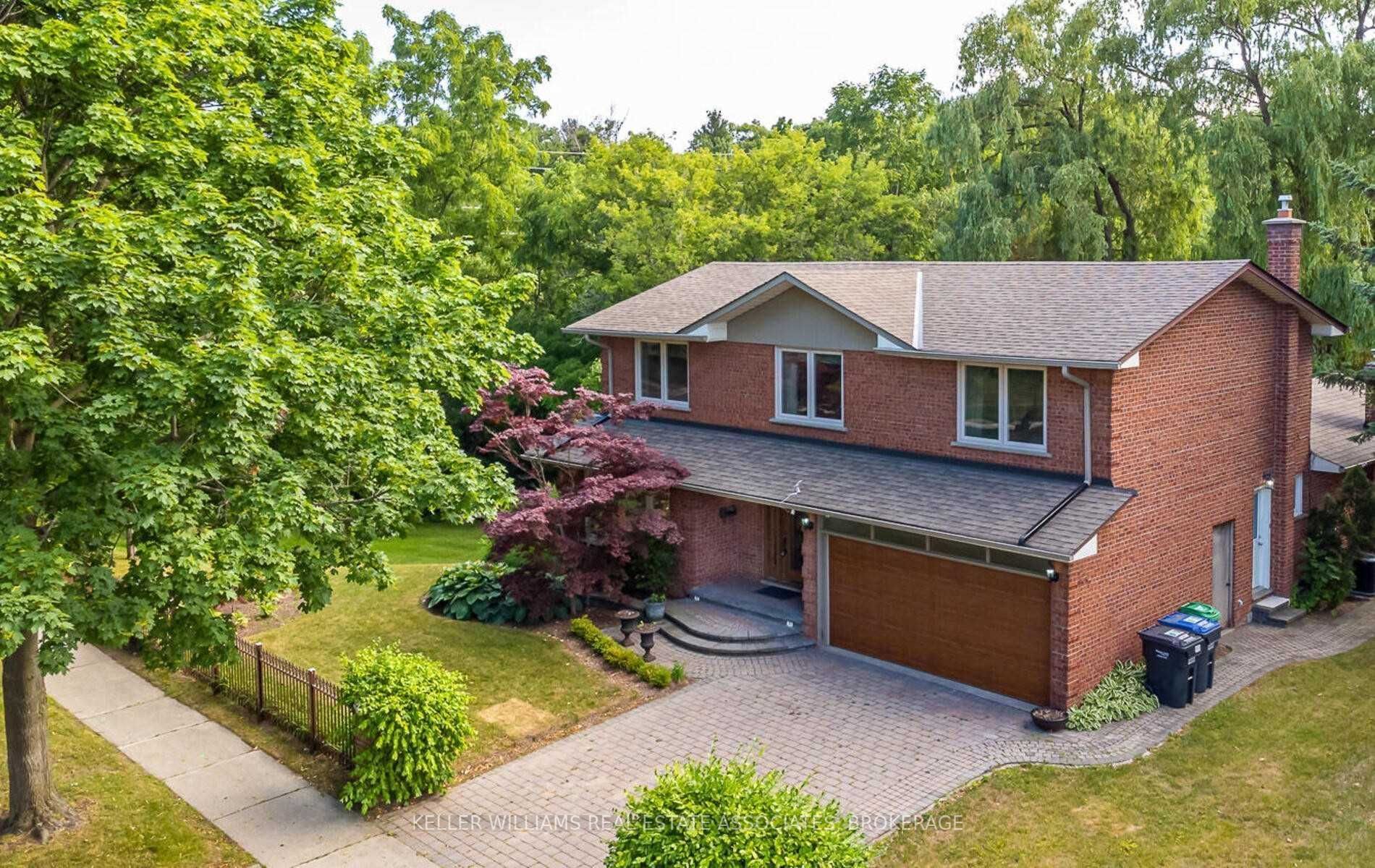 1099 Caldwell Ave