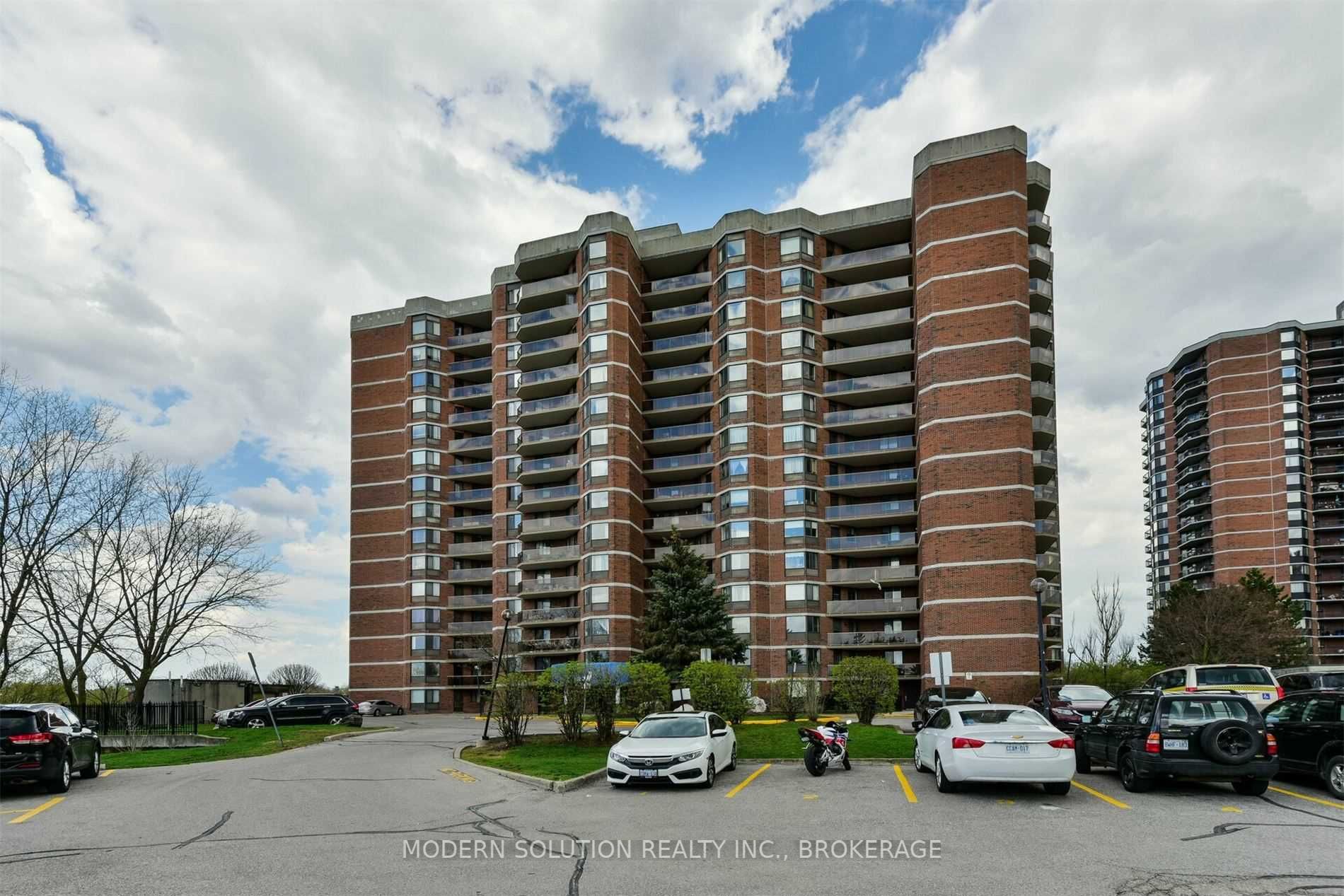 Listing W6045093 - Large Photo # 1