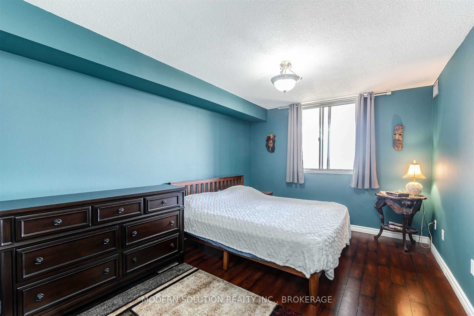 Listing W6045093 - Large Photo # 22