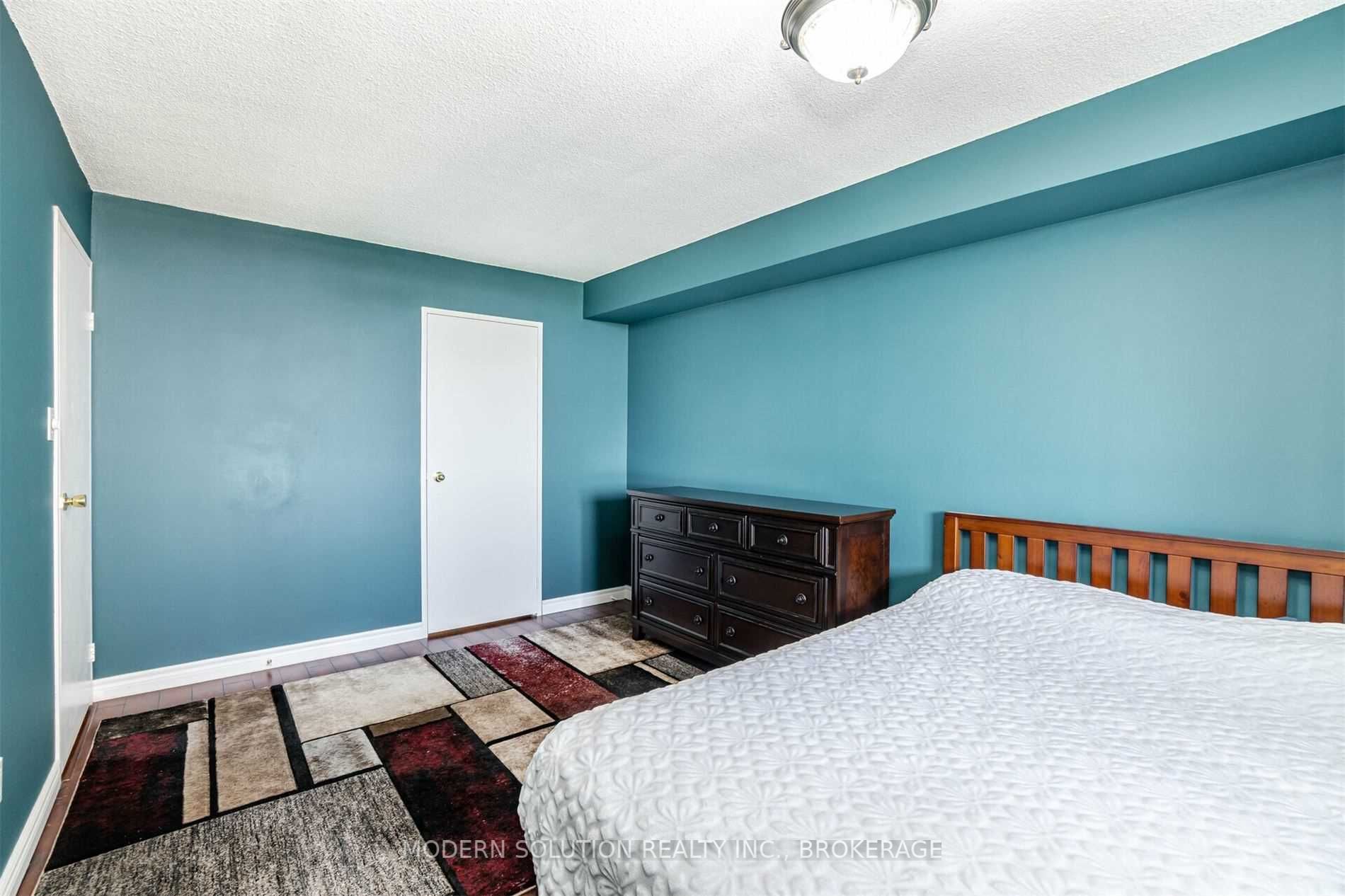 Listing W6045093 - Large Photo # 24